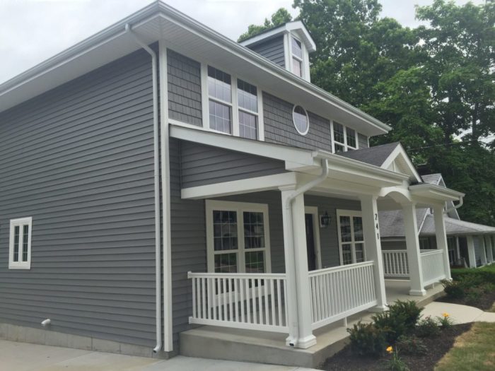 Mastic vinyl siding